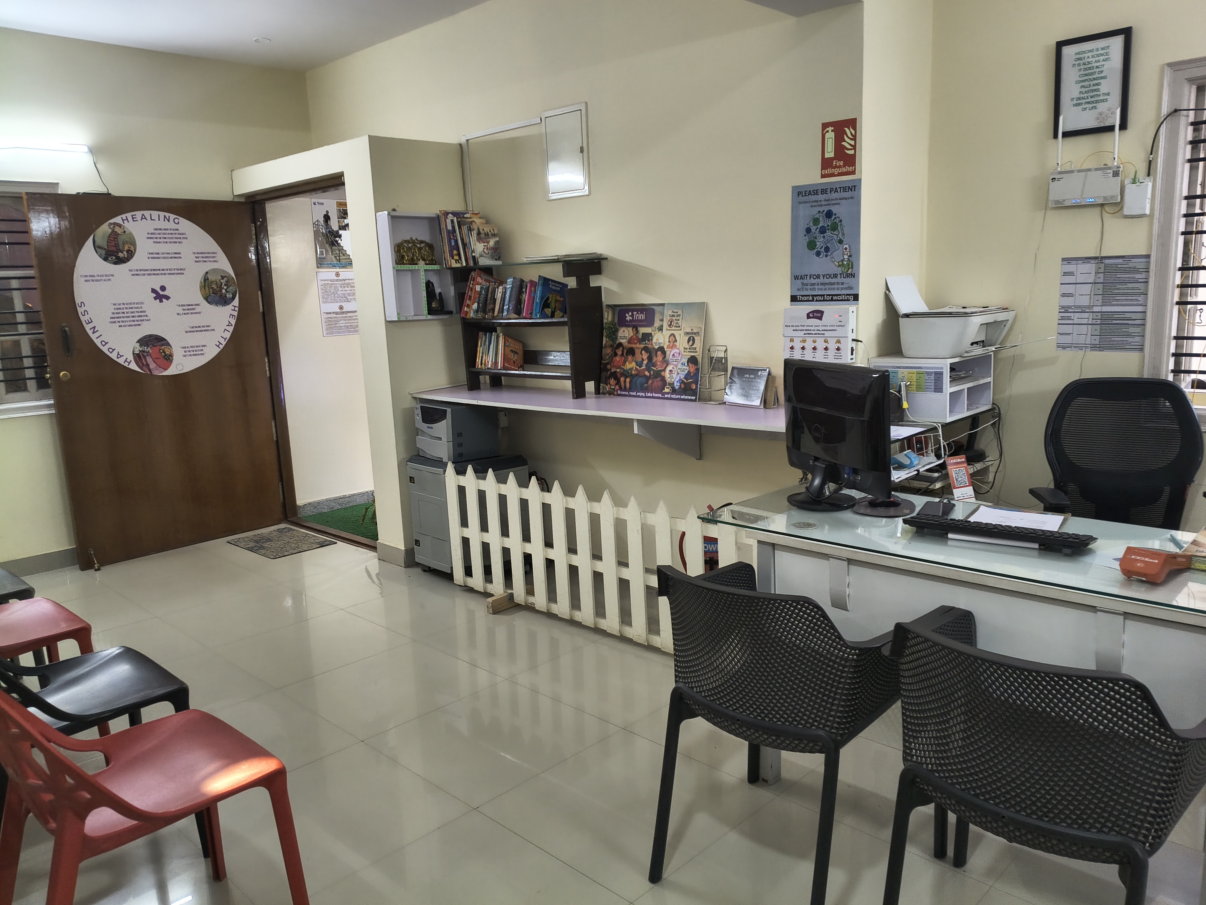 Reception and waiting area at Trini Healthcare Domlur